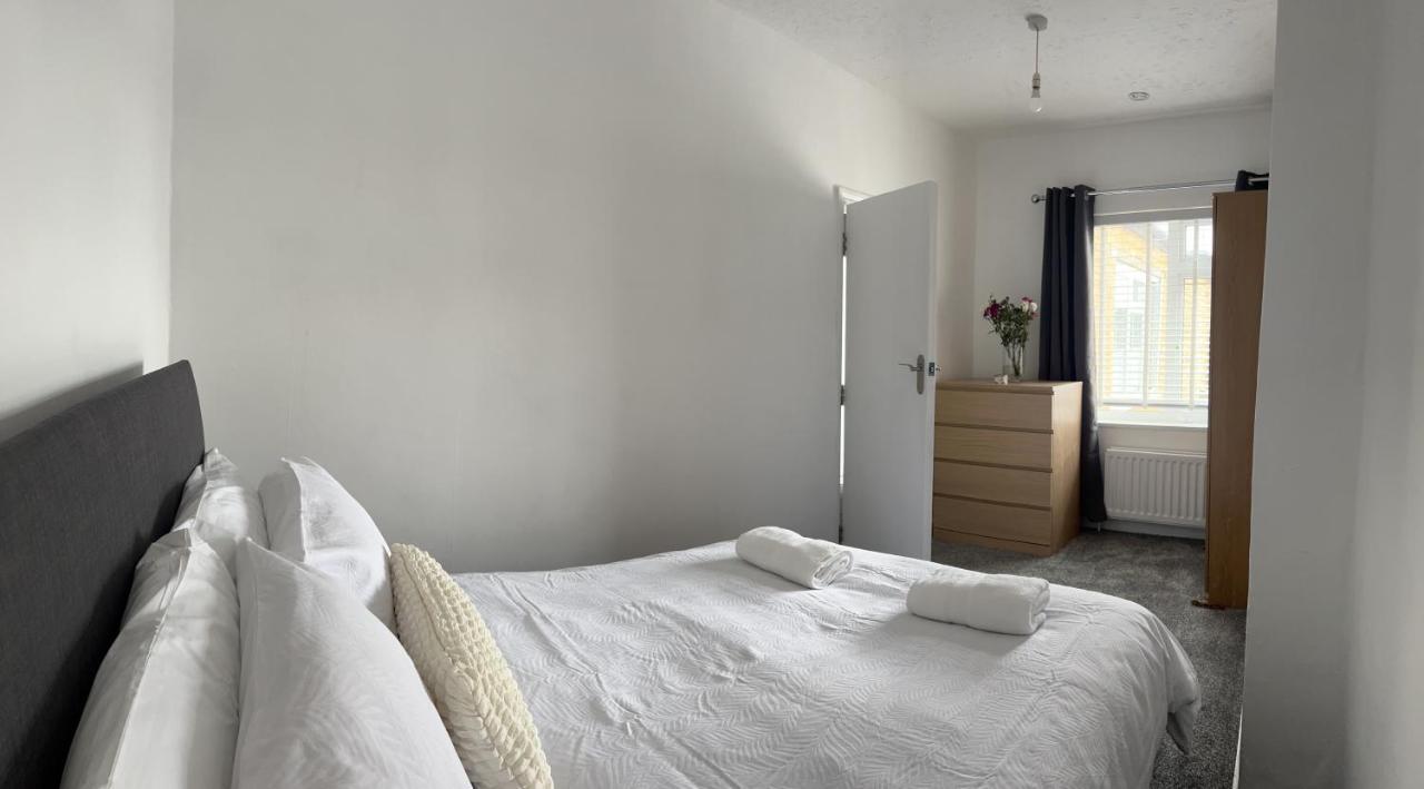 Crown Road Apartment Sittingbourne Esterno foto